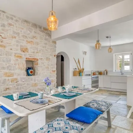 Hotel Hera - Teinte Cycladique Moni Christou Dasous